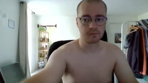 Snapshot of gaminexb24 chatting on August 3, 2026, 6:23 am FrenchBoyxb24 online show from August 3, 2026, 6:23 am