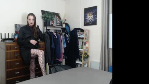 HOT  online show from May 9, 2026, 10:20 am