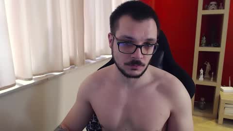 Snapshot of gangstalover8 chatting on December 7, 2024, 8:44 am GangstaLover online show from December 7, 2024, 8:44 am