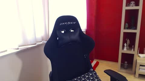 Snapshot of gangstalover8 chatting on December 18, 2024, 10:19 am GangstaLover online show from December 18, 2024, 10:19 am