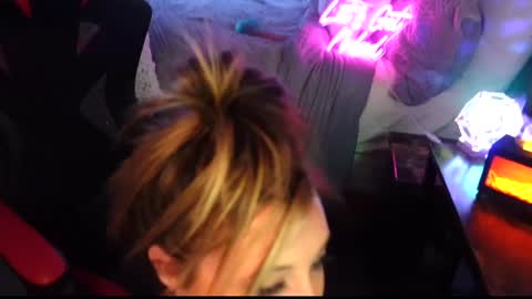 Snapshot of garagesex22 chatting on December 21, 2024, 10:17 am Jenna - be back MONDAY night. online show from December 21, 2024, 10:17 am