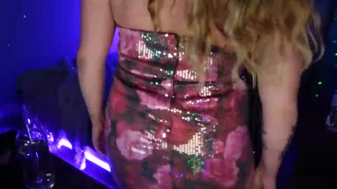 Snapshot of garagesex22 chatting on November 11, 2025, 7:52 am Jenna - be back MONDAY night. online show from November 11, 2025, 7:52 am