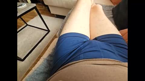 Snapshot of garbis11 chatting on September 10, 2025, 2:50 pm garbis11 online show from September 10, 2025, 2:50 pm