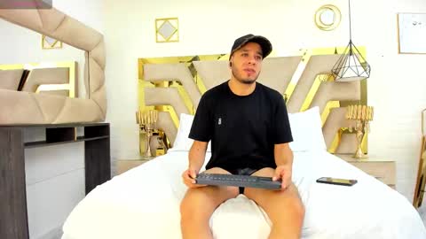 Snapshot of garcia_jacob_ chatting on October 5, 2025, 12:25 pm garcia_jacob_ online show from October 5, 2025, 12:25 pm