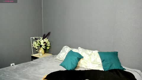 Snapshot of garden_of_eden_ chatting on June 22, 2026, 4:09 am Max and Eva online show from June 22, 2026, 4:09 am