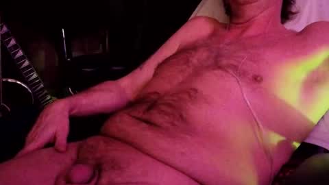 garnettrobert438 online show from March 4, 2026, 12:16 am