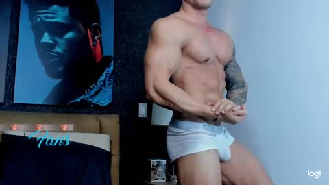 Snapshot of garret_alvin_ chatting on February 24, 2025, 1:24 am Garret online show from February 24, 2025, 1:24 am