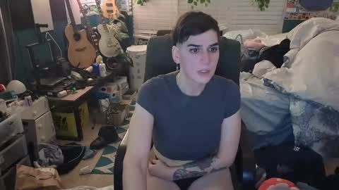 Snapshot of garthvoncoole chatting on December 3, 2025, 3:03 am HarperxLotus online show from December 3, 2025, 3:03 am