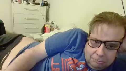 Snapshot of garyg930 chatting on February 19, 2025, 5:16 am Gary online show from February 19, 2025, 5:16 am