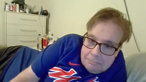 Snapshot of garyg930 chatting on March 1, 2025, 10:42 pm Gary online show from March 1, 2025, 10:42 pm