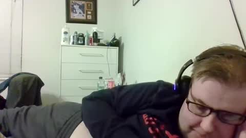 Snapshot of garyg930 chatting on November 16, 2025, 1:55 am Gary online show from November 16, 2025, 1:55 am