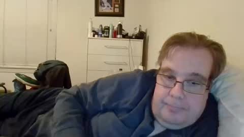 Snapshot of garyg930 chatting on January 13, 2026, 2:28 am Gary online show from January 13, 2026, 2:28 am