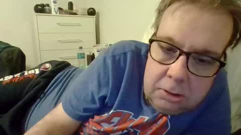 Snapshot of garyg930 chatting on March 5, 2026, 5:14 am Gary online show from March 5, 2026, 5:14 am