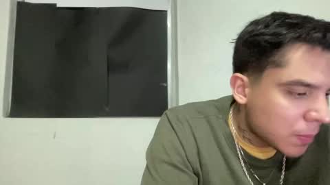 Snapshot of garypinepineapple chatting on June 5, 2026, 7:58 am garypinepineapple online show from June 5, 2026, 7:58 am