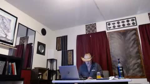 gatewaylaptop2019 online show from April 23, 2026, 9:28 pm