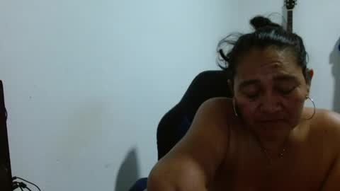 Snapshot of gatika_sexy chatting on May 27, 2026, 6:32 am katia online show from May 27, 2026, 6:32 am