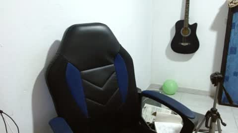 Snapshot of gatika_sexy chatting on June 21, 2026, 4:26 am katia online show from June 21, 2026, 4:26 am