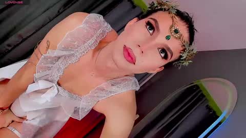 Vnecis Marn online show from January 27, 2025, 8:28 pm