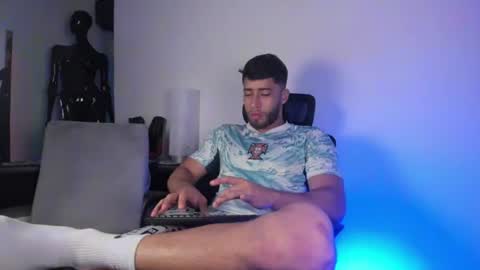 Snapshot of gato_pascal chatting on June 27, 2026, 8:25 pm Gato online show from June 27, 2026, 8:25 pm