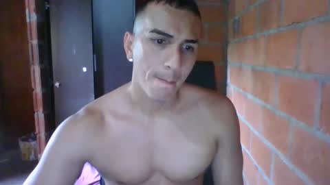 gattitosexy_95 online show from February 20, 2025, 7:30 pm