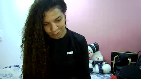 gatubelahotxxx online show from December 23, 2025, 4:43 am