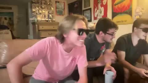 Snapshot of gavinnumbers chatting on October 5, 2025, 11:35 pm gavinnumbers online show from October 5, 2025, 11:35 pm