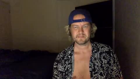 gcsurfer81 online show from February 5, 2025, 8:54 am