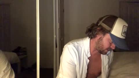 Snapshot of gcsurfer81 chatting on June 3, 2026, 7:44 am gcsurfer81 online show from June 3, 2026, 7:44 am