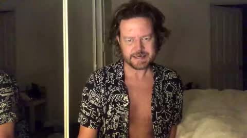 gcsurfer81 online show from June 10, 2026, 7:18 am