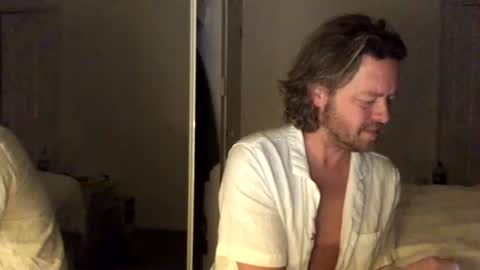 Snapshot of gcsurfer81 chatting on July 27, 2026, 9:05 am gcsurfer81 online show from July 27, 2026, 9:05 am