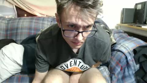 Snapshot of gdanch chatting on January 28, 2025, 11:17 pm G online show from January 28, 2025, 11:17 pm