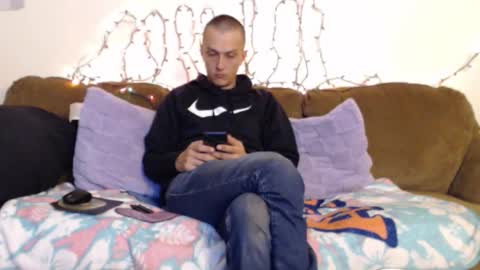 Snapshot of gdanch chatting on November 15, 2025, 3:08 pm G online show from November 15, 2025, 3:08 pm