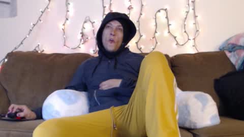 Snapshot of gdanch chatting on November 29, 2025, 4:54 pm G online show from November 29, 2025, 4:54 pm