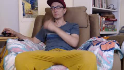 Snapshot of gdanch chatting on November 30, 2025, 11:31 pm G online show from November 30, 2025, 11:31 pm