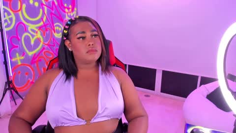 Snapshot of geanna_rose chatting on January 21, 2025, 4:32 am geanna_rose online show from January 21, 2025, 4:32 am