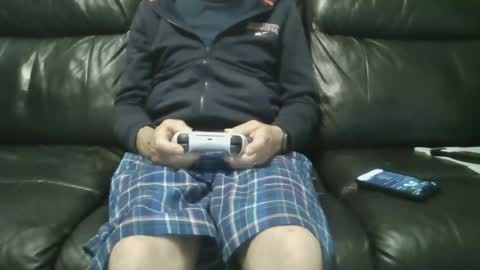 Snapshot of geeezer64 chatting on June 12, 2026, 12:31 am geeezer64 online show from June 12, 2026, 12:31 am