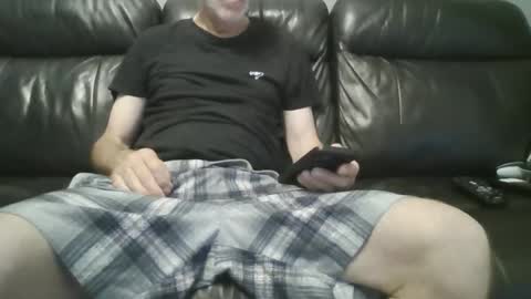 Snapshot of geeezer64 chatting on June 30, 2026, 10:22 pm geeezer64 online show from June 30, 2026, 10:22 pm