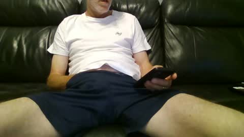 Snapshot of geeezer64 chatting on July 24, 2026, 11:03 pm geeezer64 online show from July 24, 2026, 11:03 pm