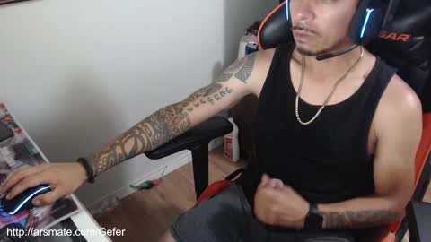 Snapshot of gefeeer chatting on February 9, 2026, 3:32 am gefeeer online show from February 9, 2026, 3:32 am