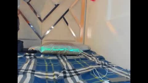 Geminis online show from March 6, 2026, 2:30 am