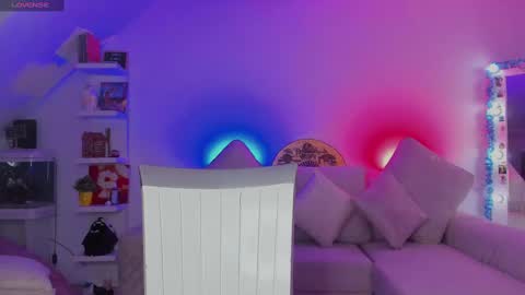 Snapshot of geminis_grey chatting on December 9, 2024, 12:34 am Geminis online show from December 9, 2024, 12:34 am