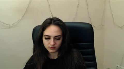 Gemma online show from February 12, 2025, 6:40 am