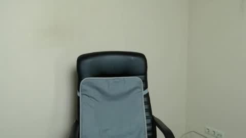 Gemma online show from November 14, 2025, 7:29 am