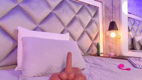 Snapshot of gemma_sm chatting on June 11, 2026, 3:04 am Maria online show from June 11, 2026, 3:04 am