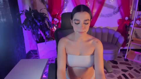 gemmabrown_ online show from April 24, 2026, 1:46 pm
