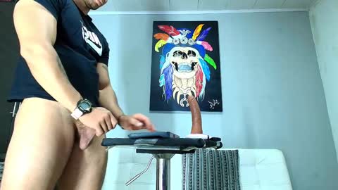 gendersonfit online show from March 7, 2025, 12:04 am