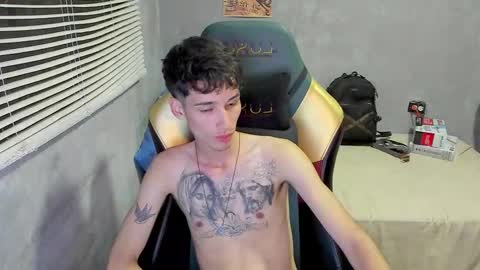 Snapshot of gendo_05 chatting on January 8, 2026, 4:04 am GENDO online show from January 8, 2026, 4:04 am