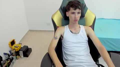 Snapshot of gendo_05 chatting on January 13, 2026, 11:54 pm GENDO online show from January 13, 2026, 11:54 pm