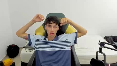 Snapshot of gendo_05 chatting on February 22, 2026, 2:37 pm GENDO online show from February 22, 2026, 2:37 pm