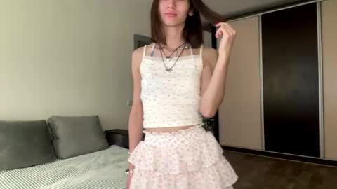 Snapshot of genevalinberg chatting on June 5, 2026, 8:09 am Kris online show from June 5, 2026, 8:09 am